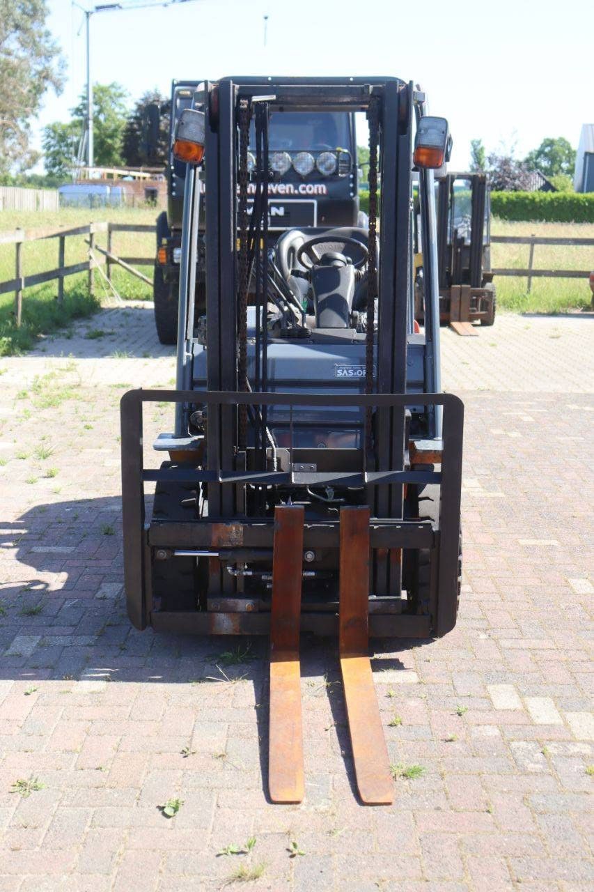 Gabelstapler Toyota 52-8FD25 Diesel 2500 kg 3,0 m 2011