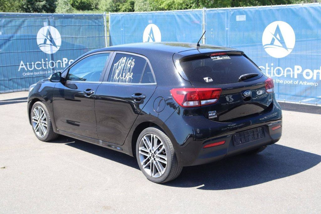 Pkw Kia Rio Diesel 77 PS 2018 (Marge)