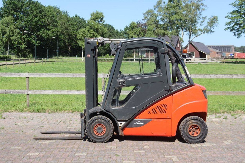 Linde H25 Diesel-Gabelstapler 2500 kg