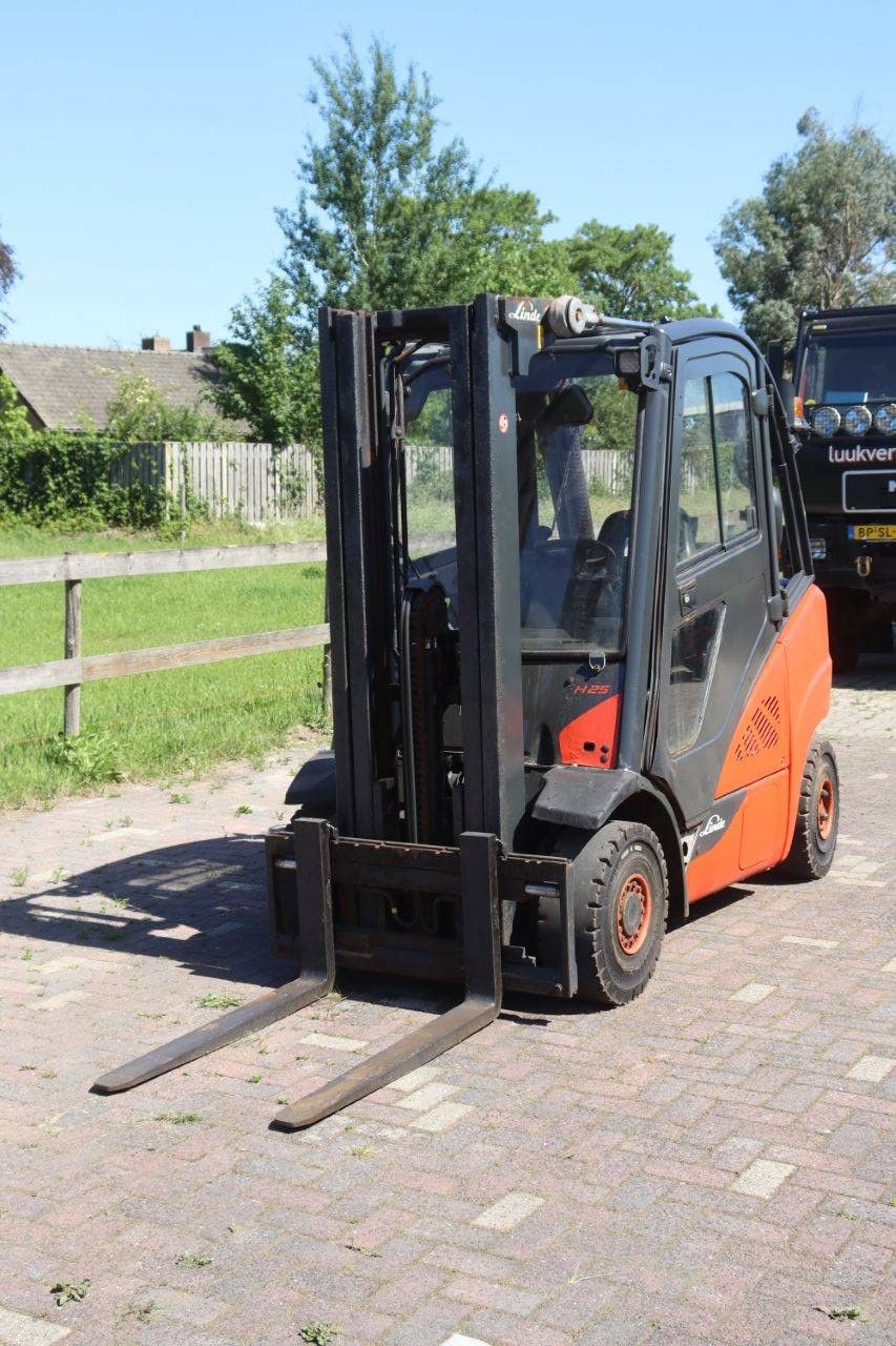 Linde H25 Diesel-Gabelstapler 2500 kg