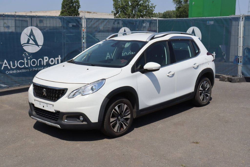Peugeot 2008 Pkw Benzin (Marge)