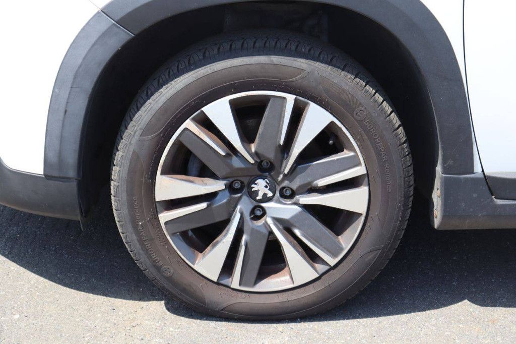 Peugeot 2008 Pkw Benzin (Marge)