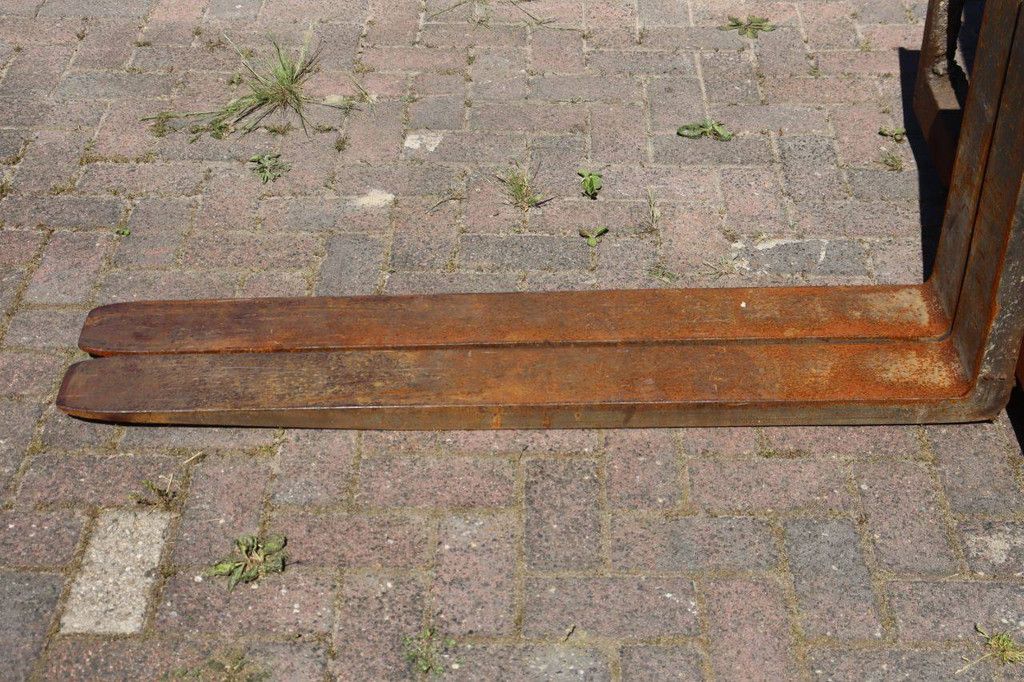 Gabelstapler Yale GDP25TF Diesel 2340 kg 4,95 m 2003