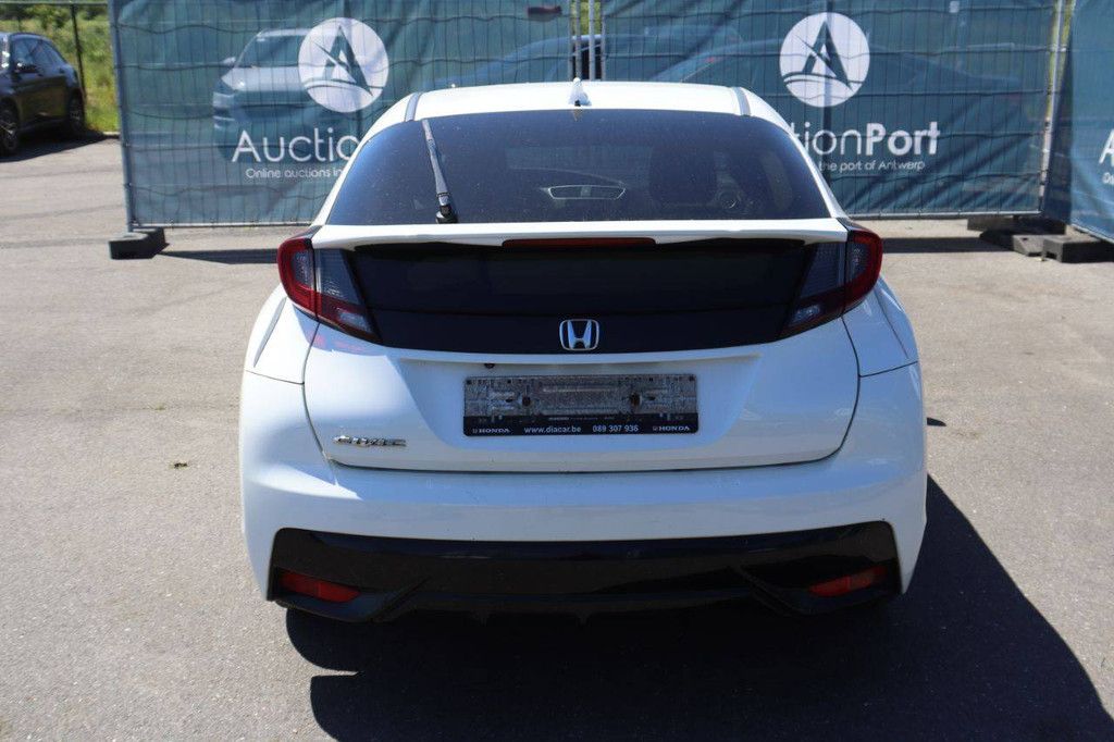 Pkw Honda Civic Benzin 142 PS 2015 (Margin)