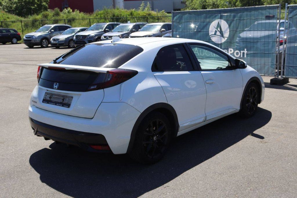 Pkw Honda Civic Benzin 142 PS 2015 (Margin)