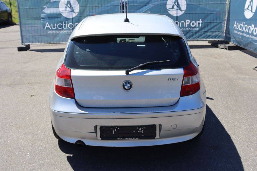BMW 1 Benziner 116 PS Pkw 2005 (Marge)
