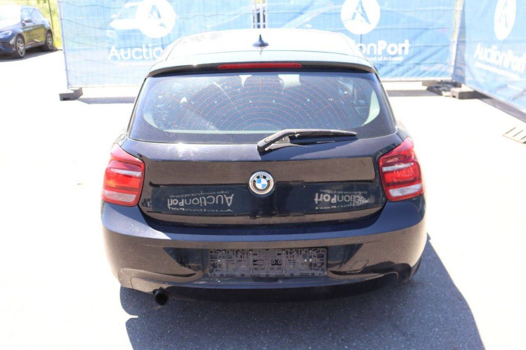BMW 1 Benziner 102 PS Pkw 2012 (Margin)