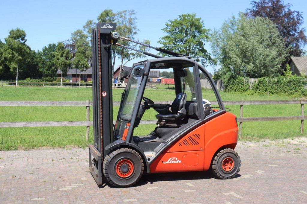 Linde H30T LPG-Gabelstapler 3000 kg 2008