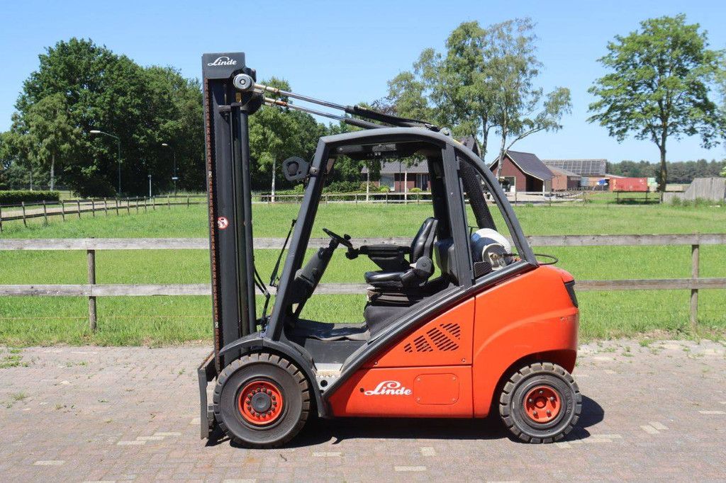 Linde H30T LPG-Gabelstapler 3000 kg 2008