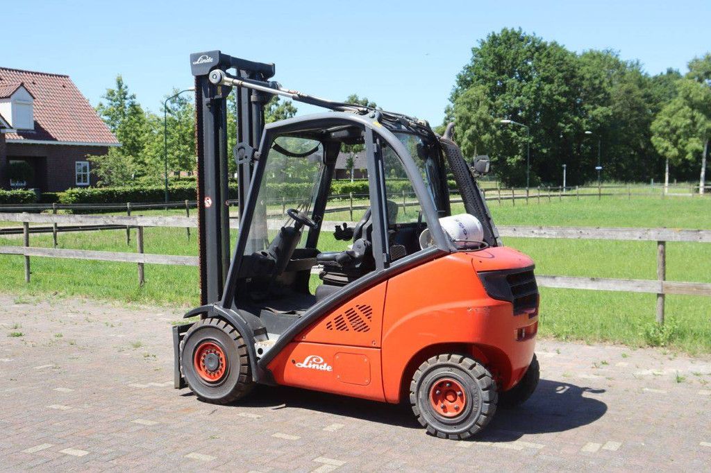 Linde H30T LPG-Gabelstapler 3000 kg 2008