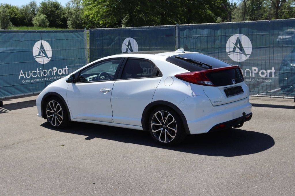 Passenger car Honda Civic Diesel 120hp 2014 (Margin)