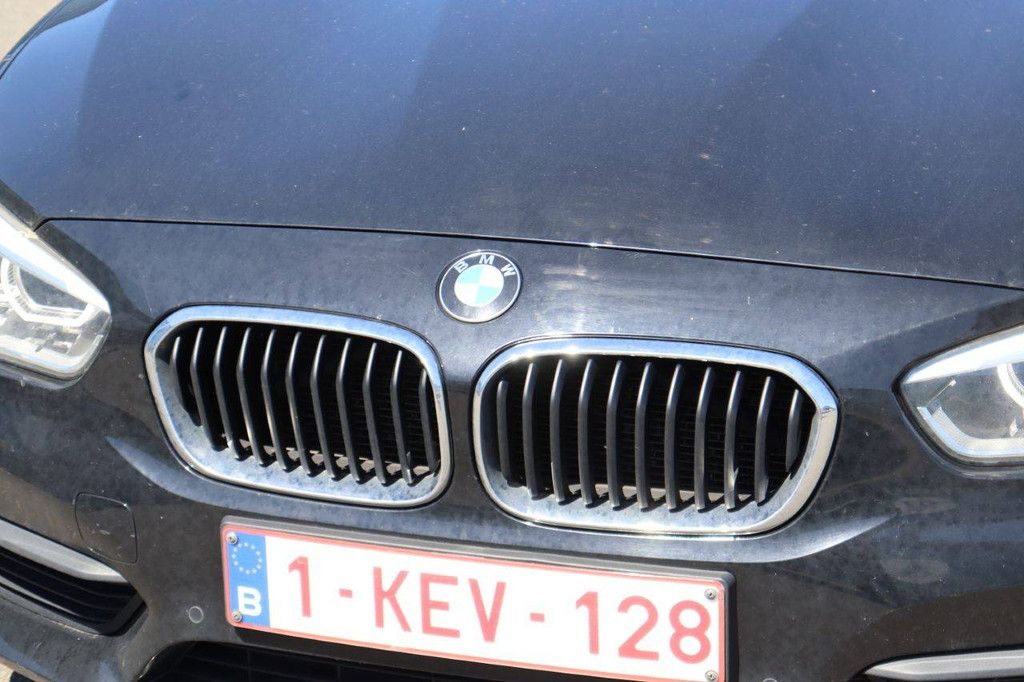 BMW 1 Petrol 109hp Passenger Car 2017 (Margin)