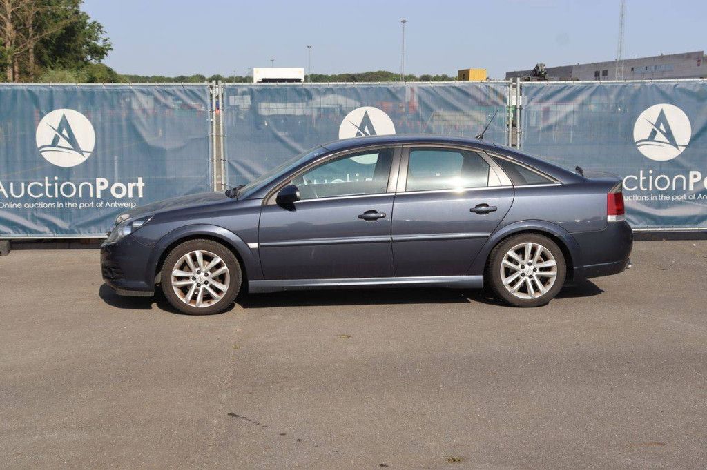Passenger car Opel Vectra GTS Petrol 155hp 2006 (Margin)