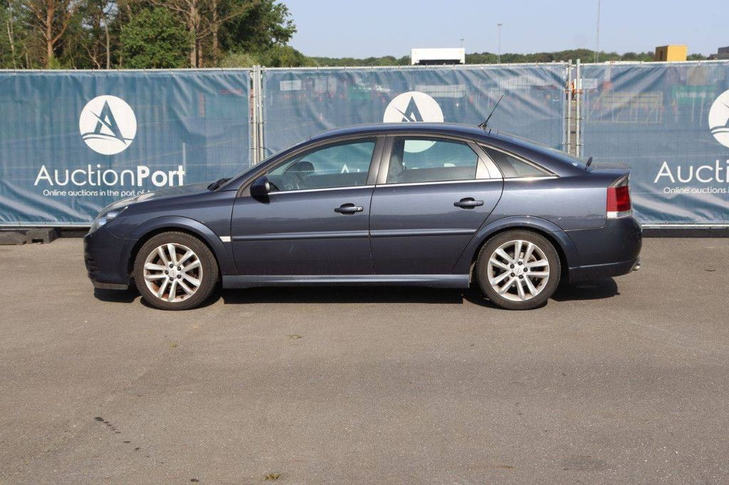 Passenger car Opel Vectra GTS Petrol 155hp 2006 (Margin)