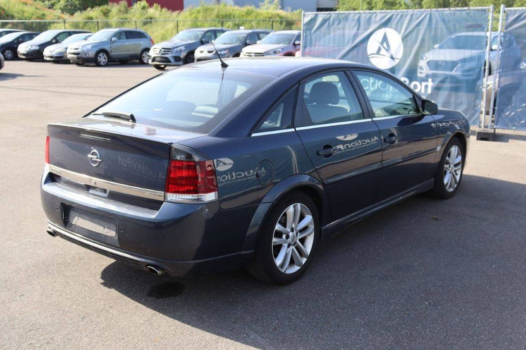 Passenger car Opel Vectra GTS Petrol 155hp 2006 (Margin)