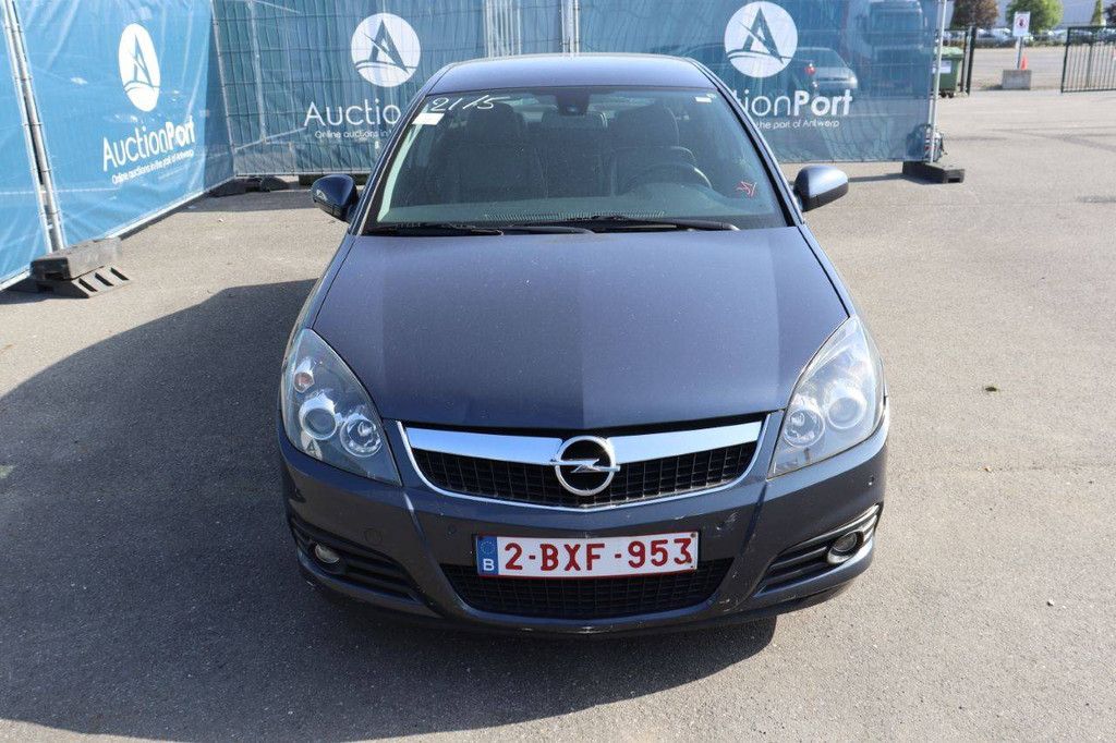 Passenger car Opel Vectra GTS Petrol 155hp 2006 (Margin)