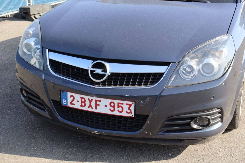 Passenger car Opel Vectra GTS Petrol 155hp 2006 (Margin)