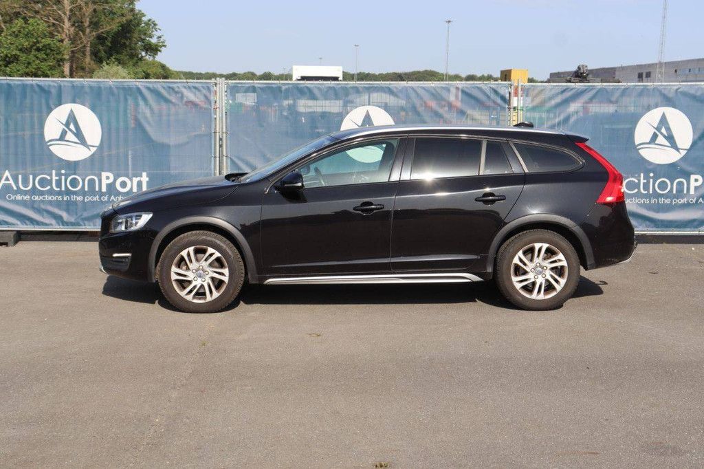 Passenger car Volvo V60 Diesel 150hp 2017 (Margin)