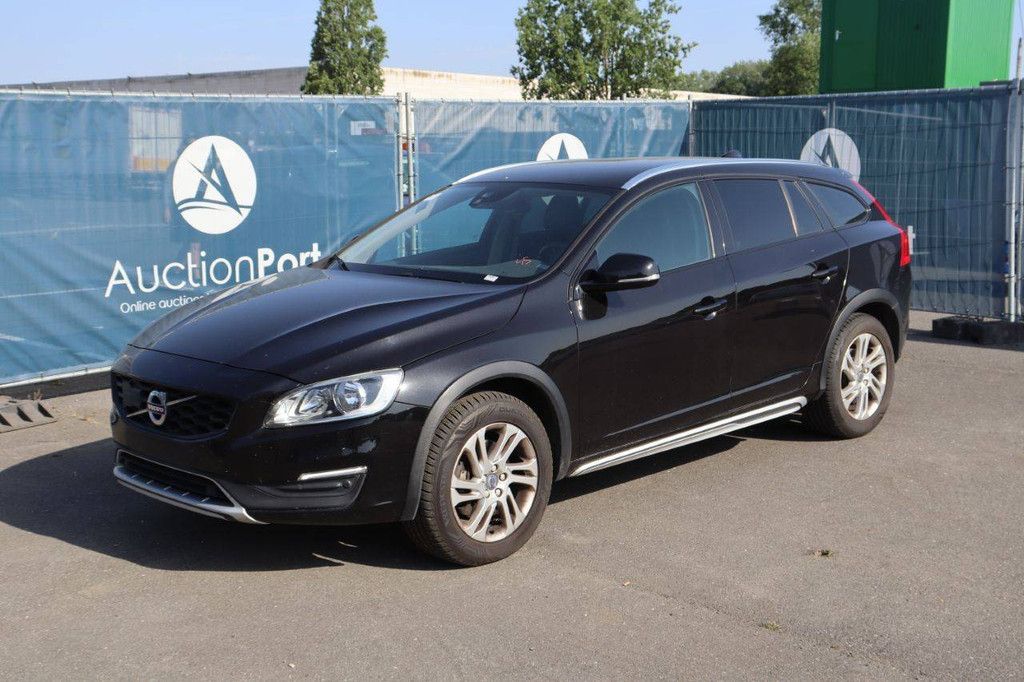 Passenger car Volvo V60 Diesel 150hp 2017 (Margin)