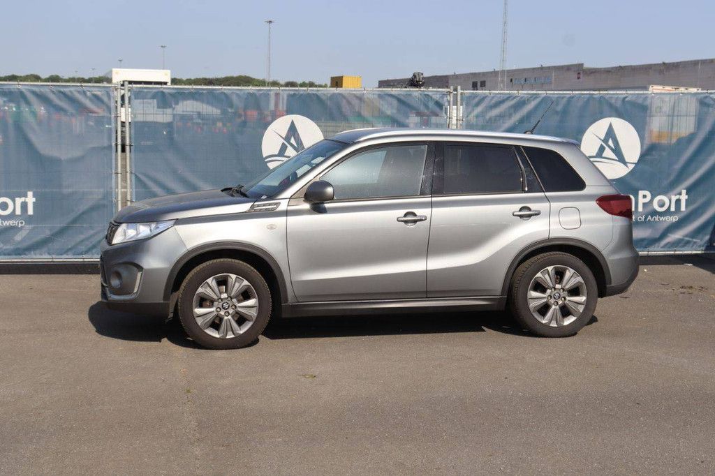 SUV Suzuki Vitara Petrol 111hp 2019 (Margin)