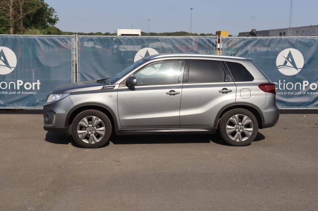 SUV Suzuki Vitara Petrol 111hp 2019 (Margin)