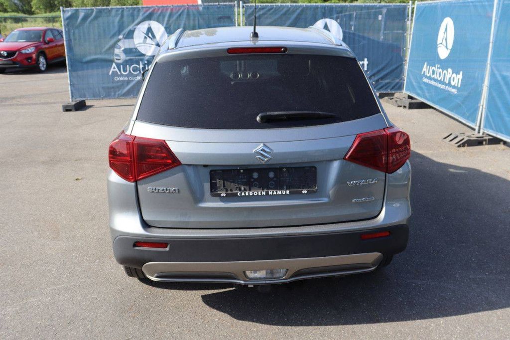 SUV Suzuki Vitara Petrol 111hp 2019 (Margin)