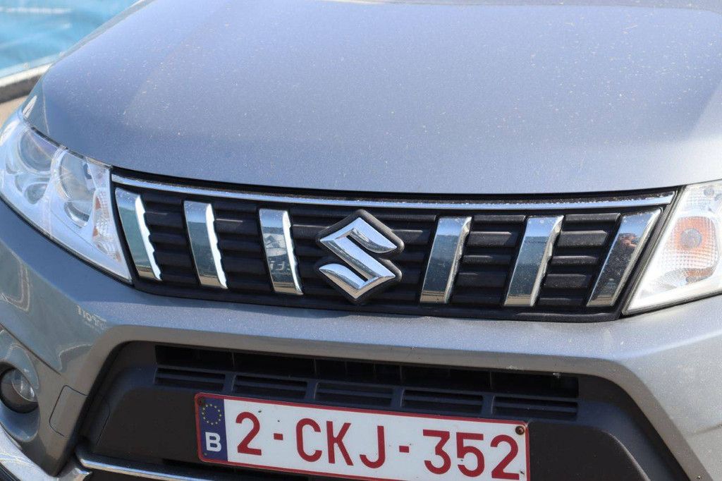 SUV Suzuki Vitara Petrol 111hp 2019 (Margin)