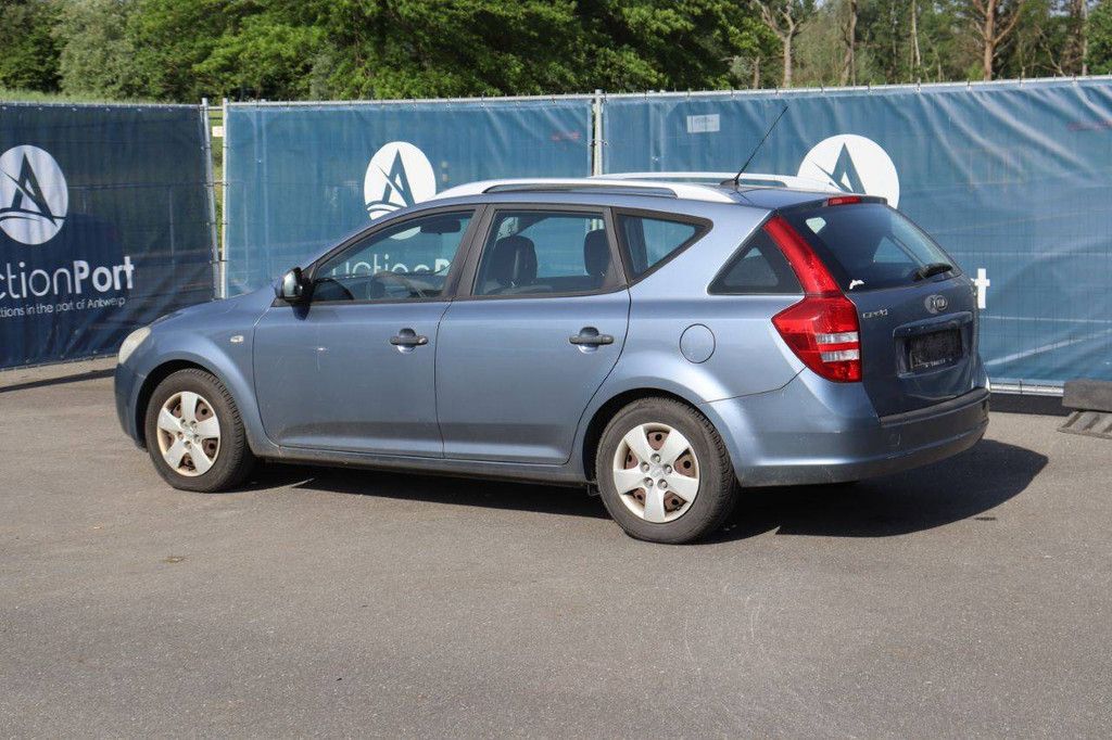 Passenger car Kia Ceed Diesel 115hp 2009 (Margin)