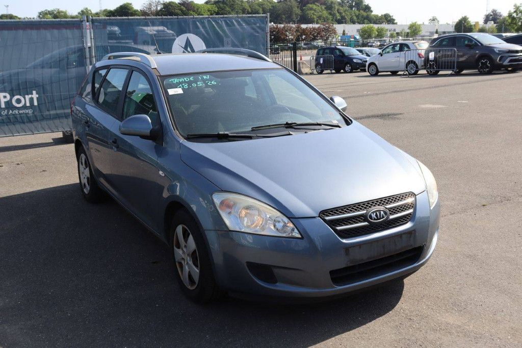 Passenger car Kia Ceed Diesel 115hp 2009 (Margin)