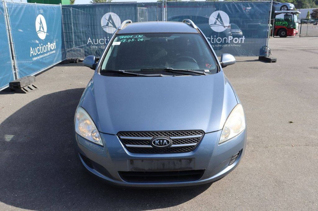Passenger car Kia Ceed Diesel 115hp 2009 (Margin)