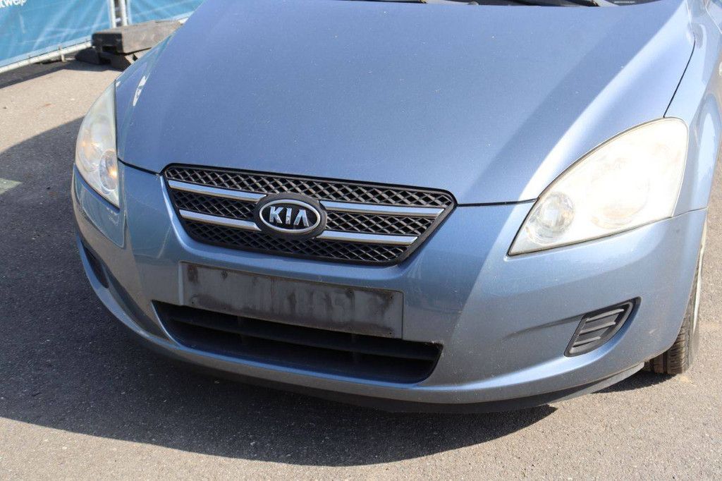 Passenger car Kia Ceed Diesel 115hp 2009 (Margin)
