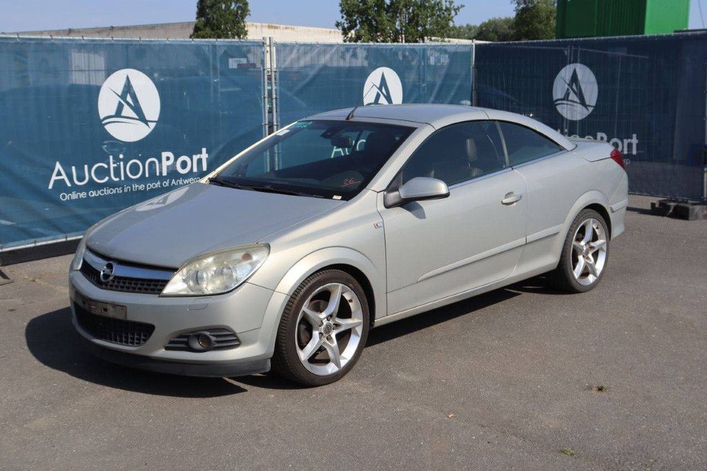 Passenger car Opel Astra Petrol 140hp 2007 (Margin)