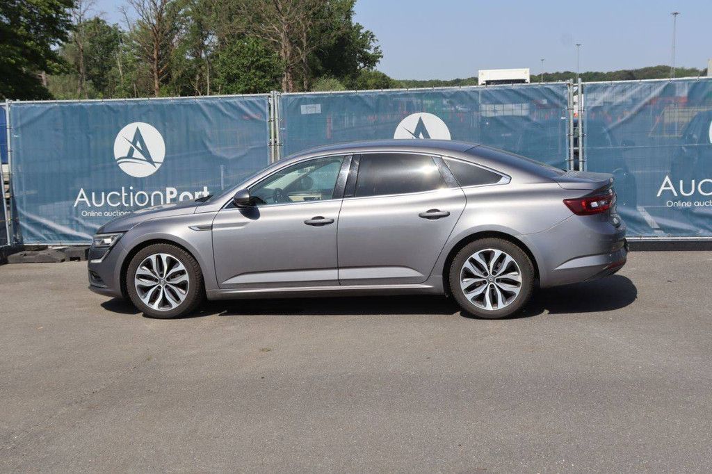 Renault Talisman Petrol 149hp Passenger Car 2017 (Margin)
