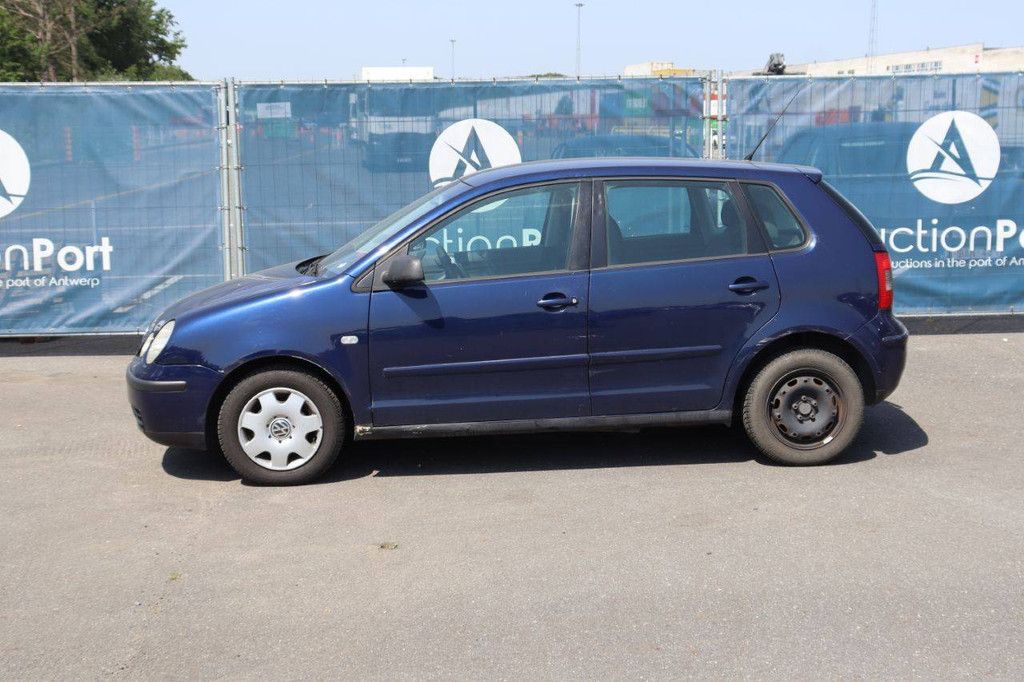 Passenger car Volkswagen Polo Petrol 65hp 2004 (Margin)