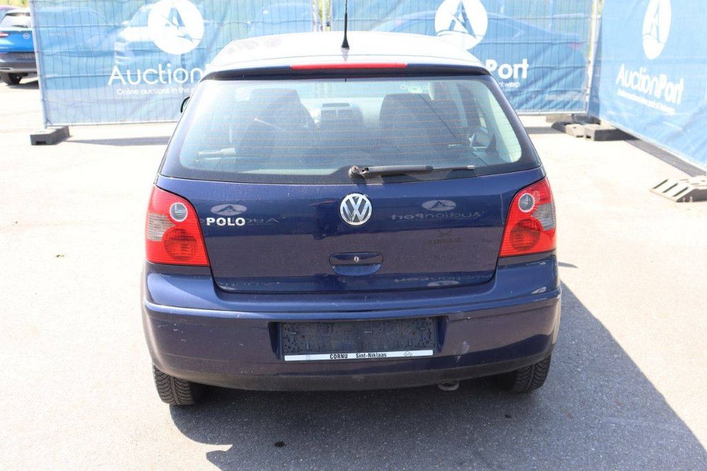 Passenger car Volkswagen Polo Petrol 65hp 2004 (Margin)