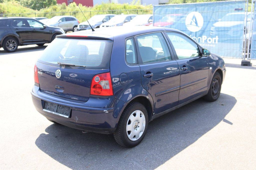 Passenger car Volkswagen Polo Petrol 65hp 2004 (Margin)