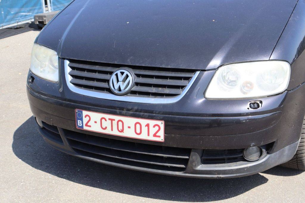 Passenger car Volkswagen Touran Petrol 115hp 2004 (Margin)
