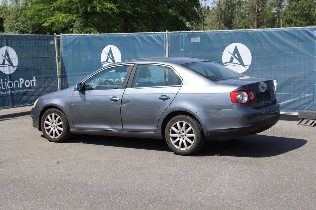 Passenger car Volkswagen Jetta Diesel 105hp 2008 (Margin)