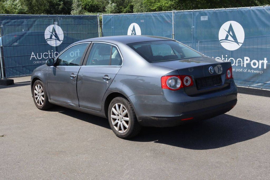 Passenger car Volkswagen Jetta Diesel 105hp 2008 (Margin)