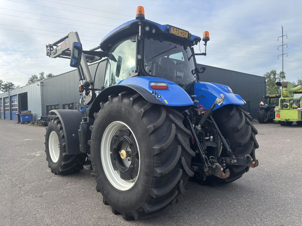 NEW HOLLAND T7.245 AC + FRONTLADER