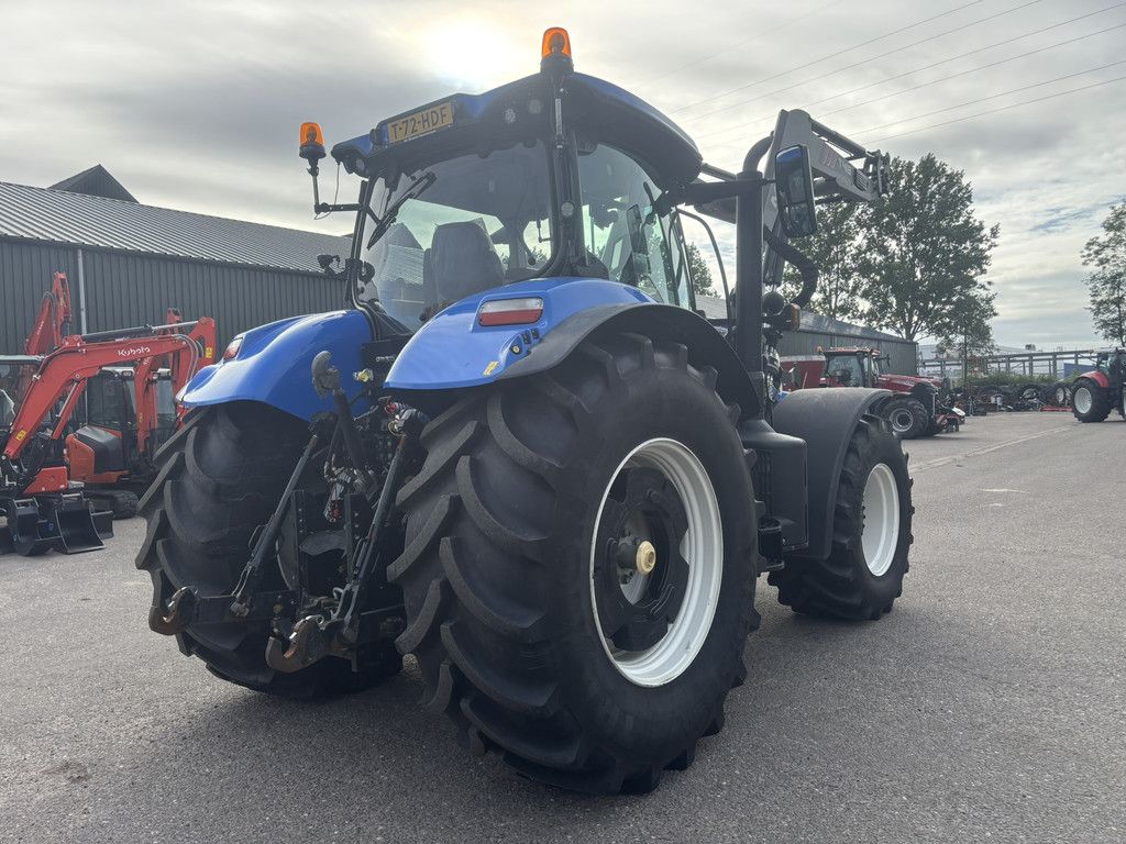 NEW HOLLAND T7.245 AC + FRONTLADER