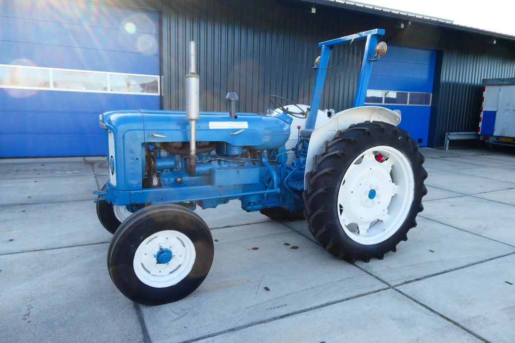 Ford . Super Major