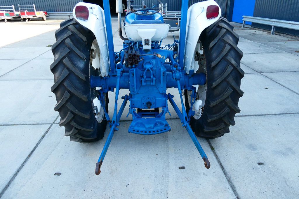 Ford . Super Major
