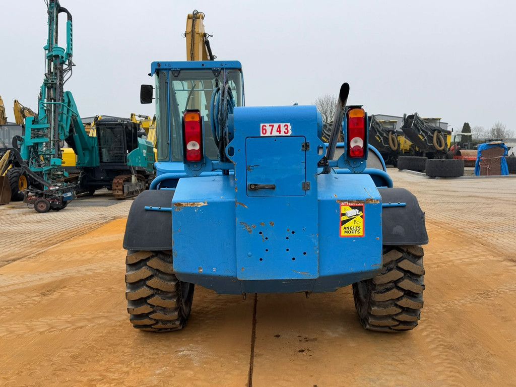 JLG 4013