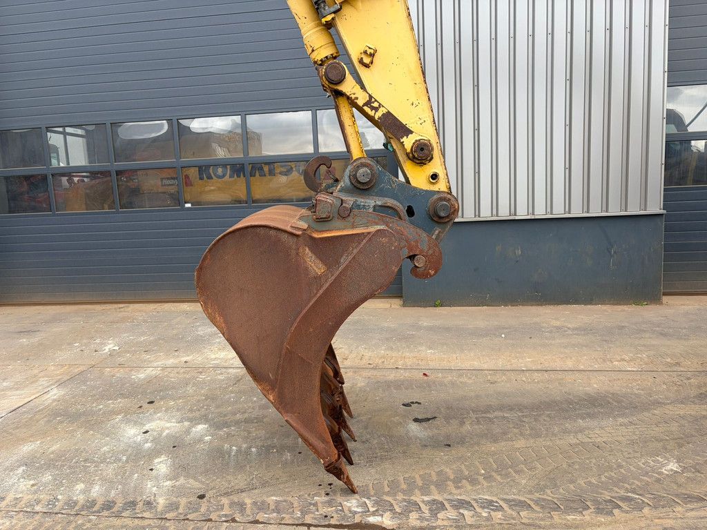 Komatsu PC180LC-7K