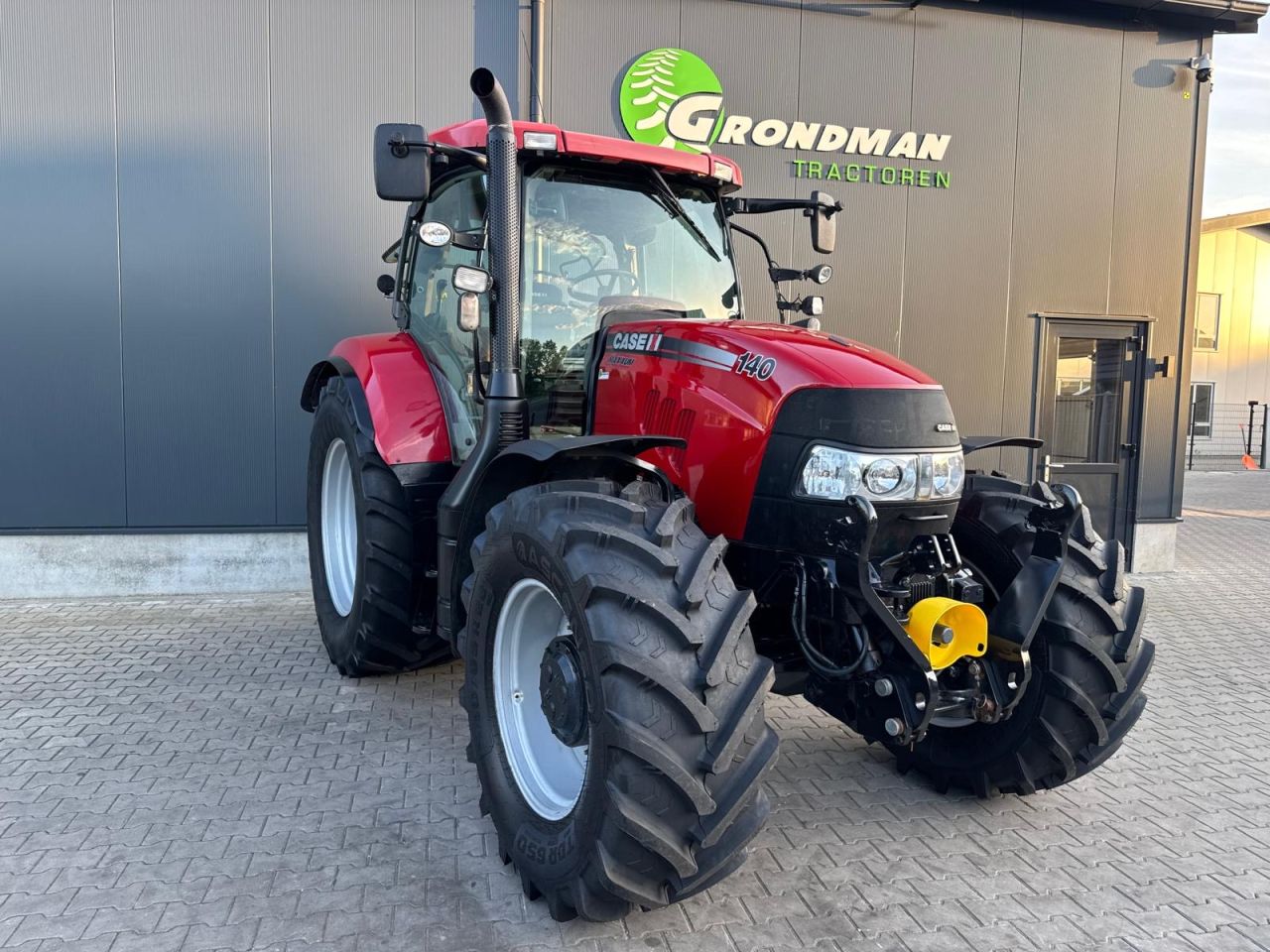 Case Maxxum 140 Multicontroller