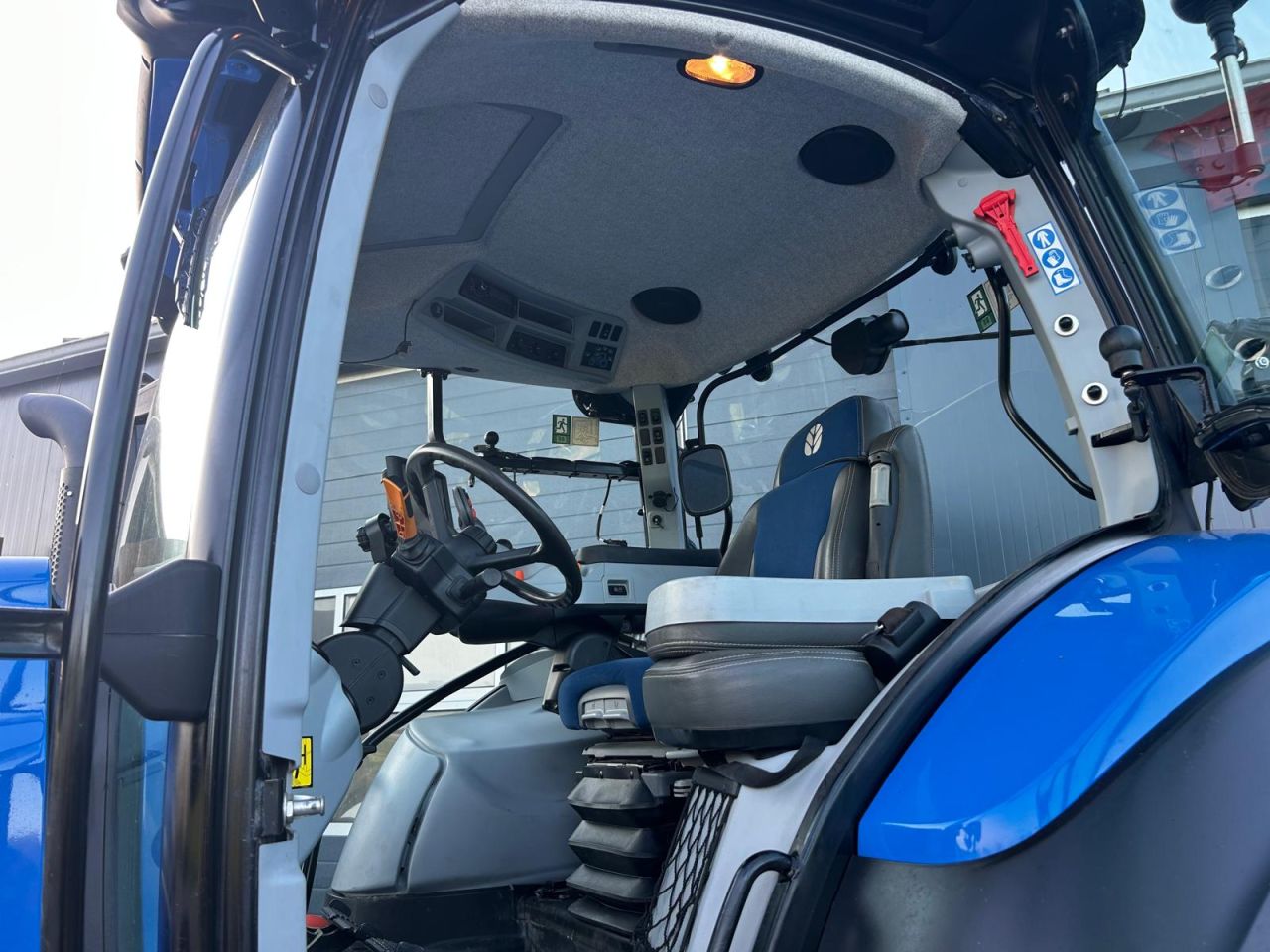 New holland T5.130 Autocommand