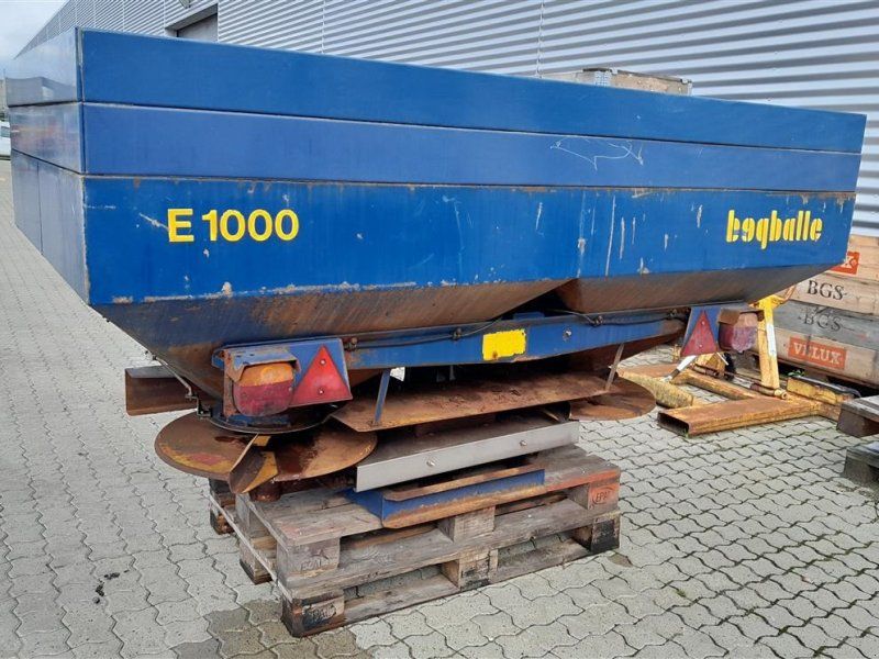 E 1000
