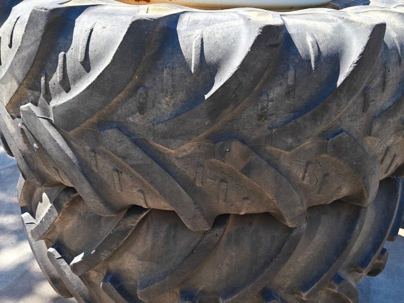 580/70R38 XXX