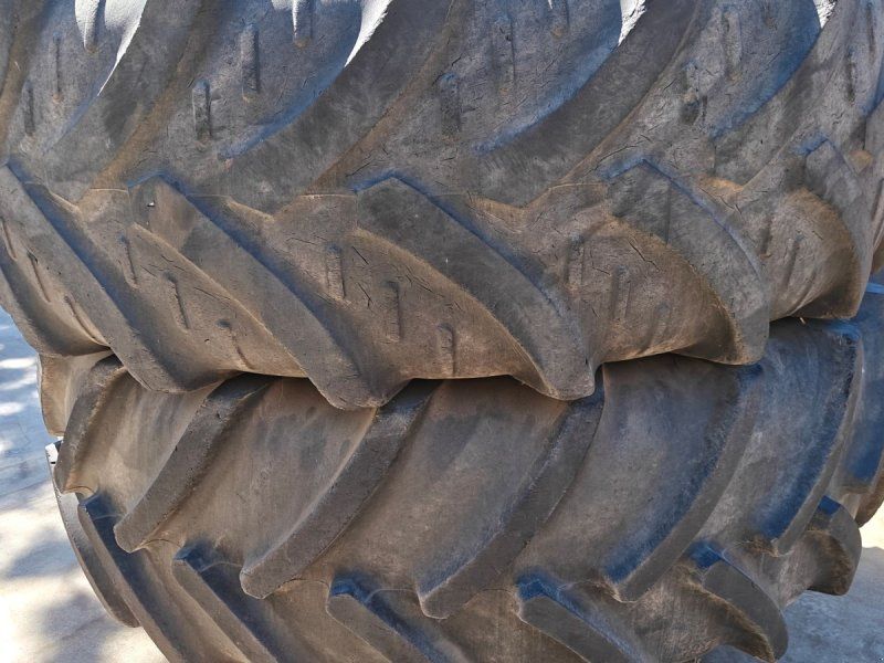 580/70R38 XXX